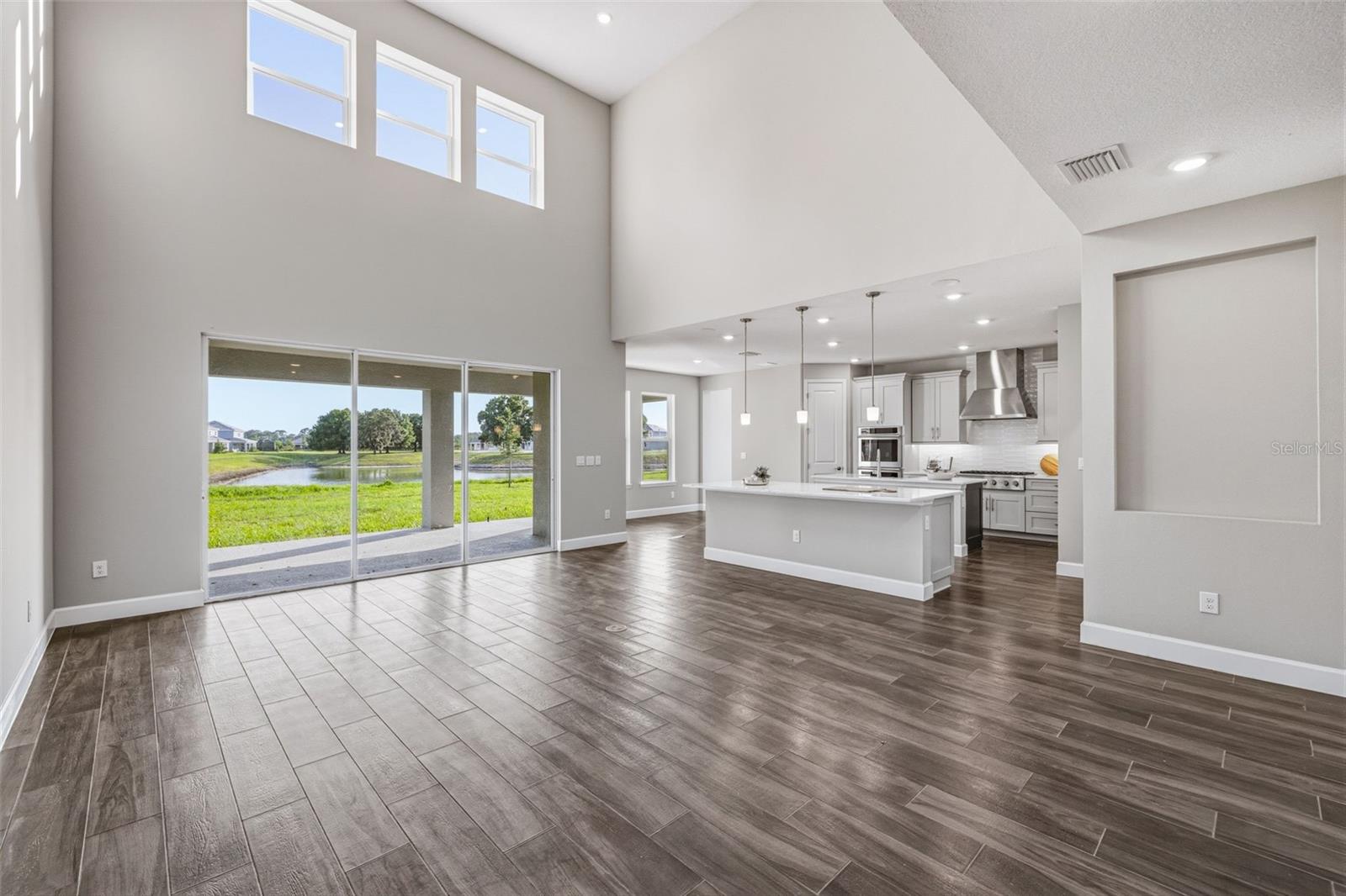 11126 MANOR HOUSE LN