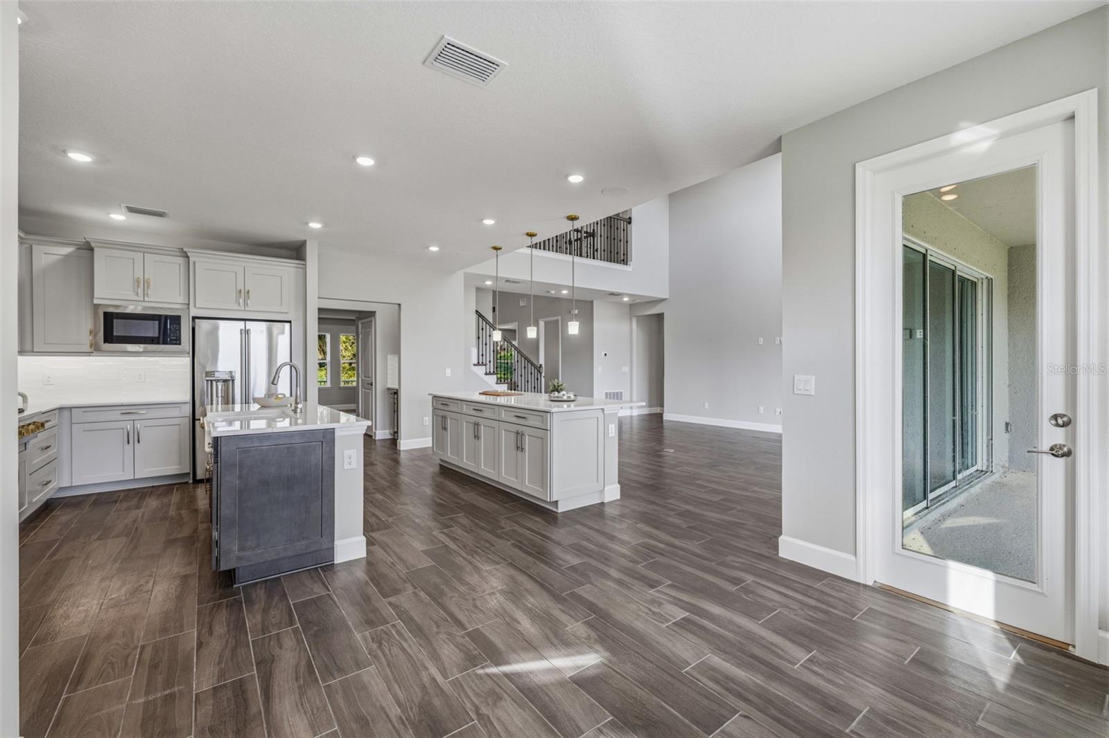 11126 MANOR HOUSE LN