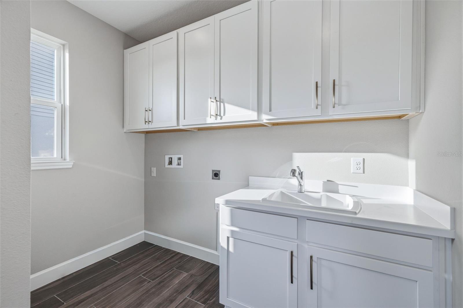 11126 MANOR HOUSE LN