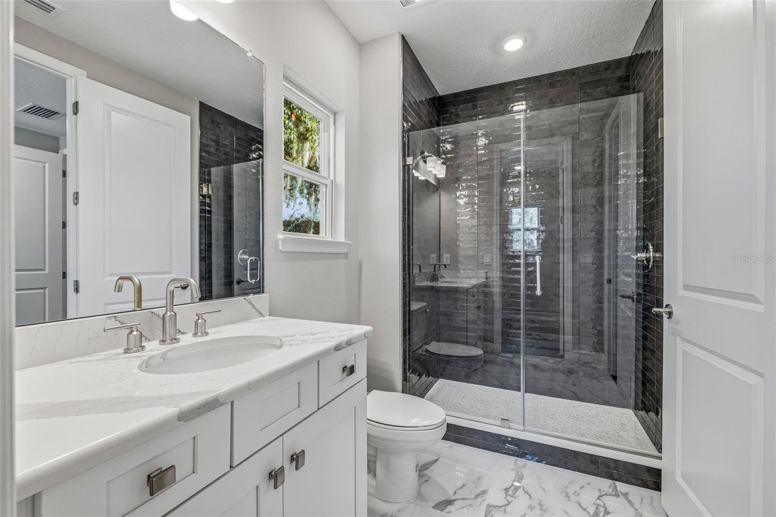 11126 MANOR HOUSE LN