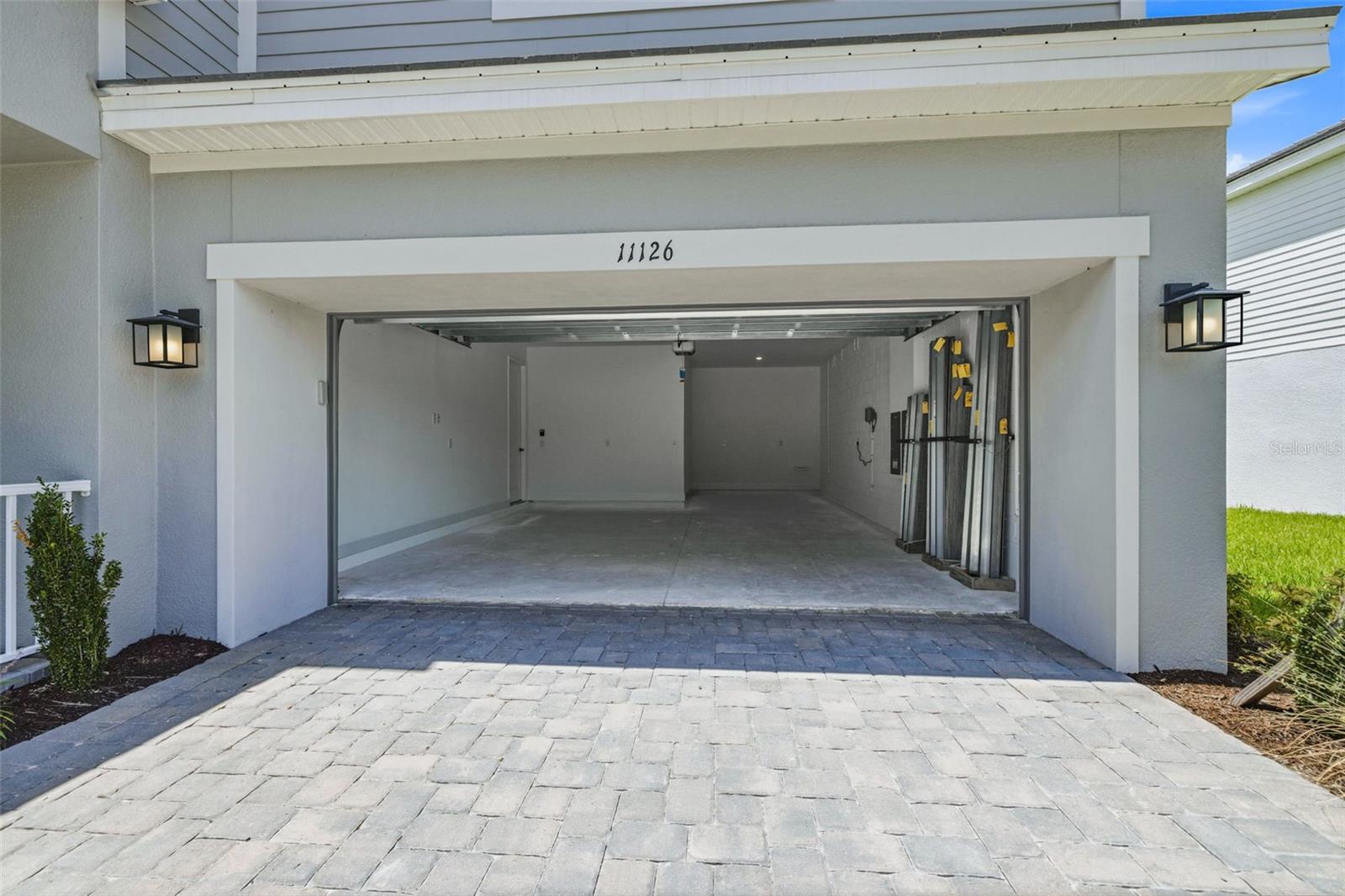 11126 MANOR HOUSE LN
