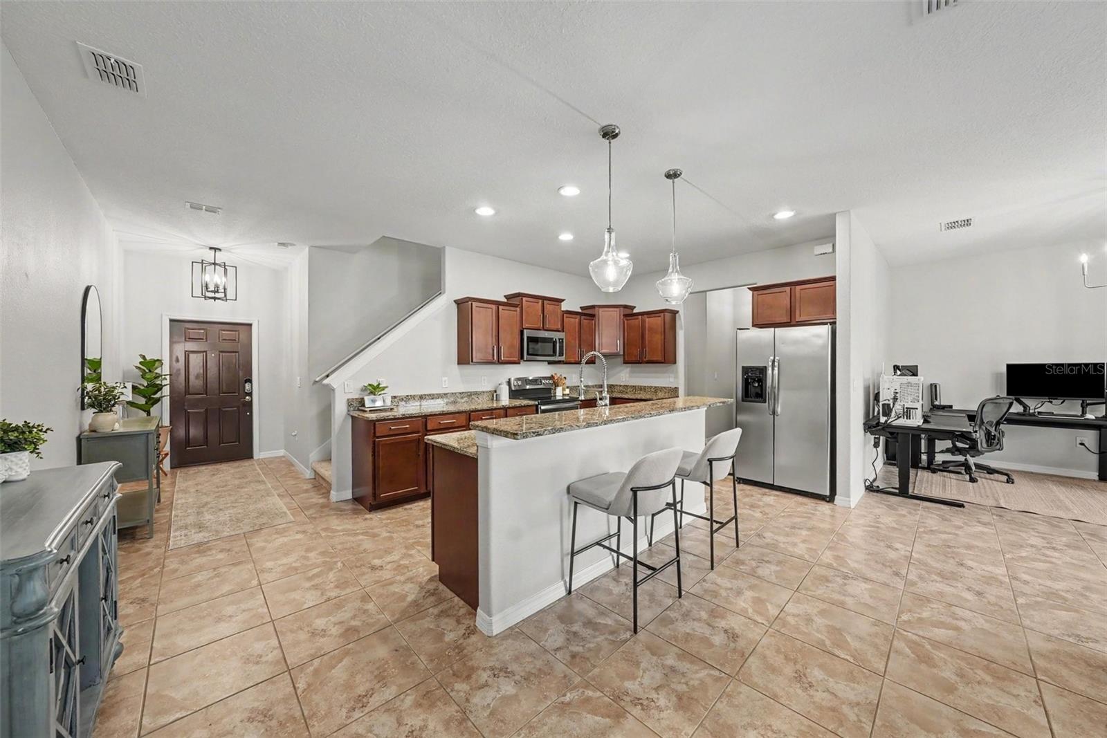 8604 FIDDLELEAF COURT