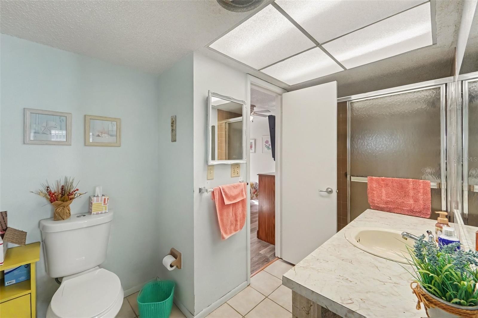 8351 FOX HOLLOW DR