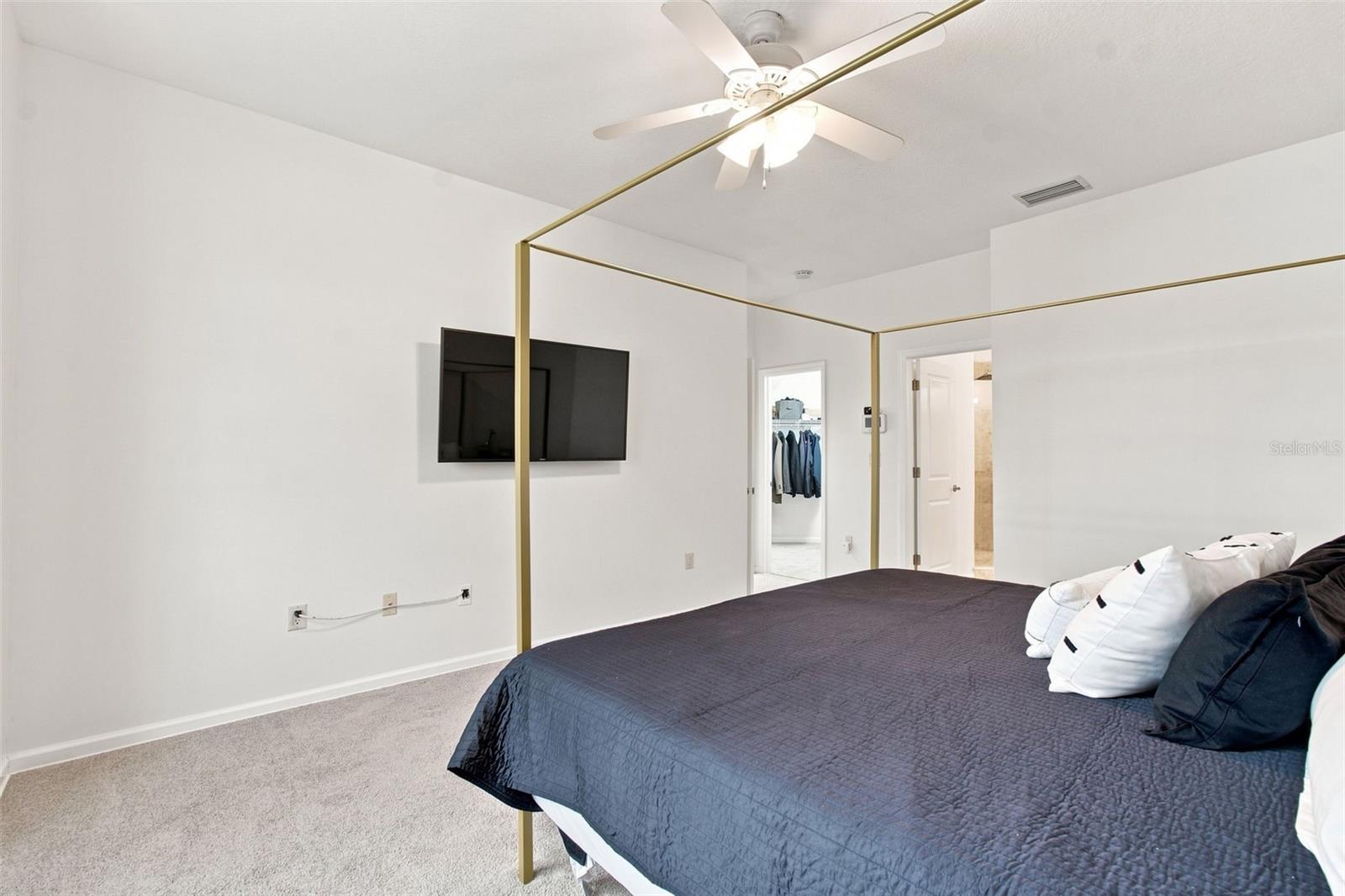 8319 MANOR CLUB CIR #3
