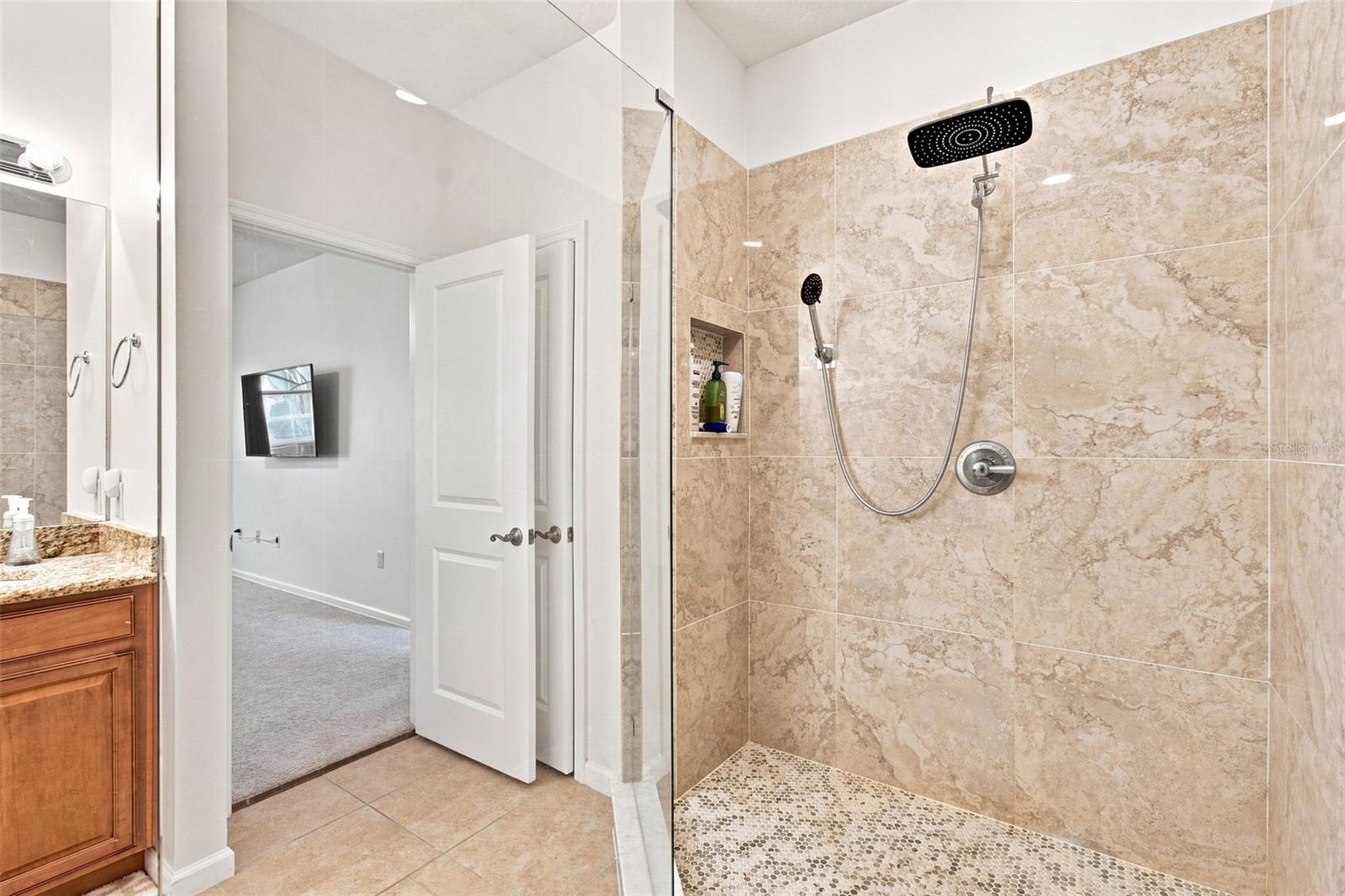 8319 MANOR CLUB CIR #3