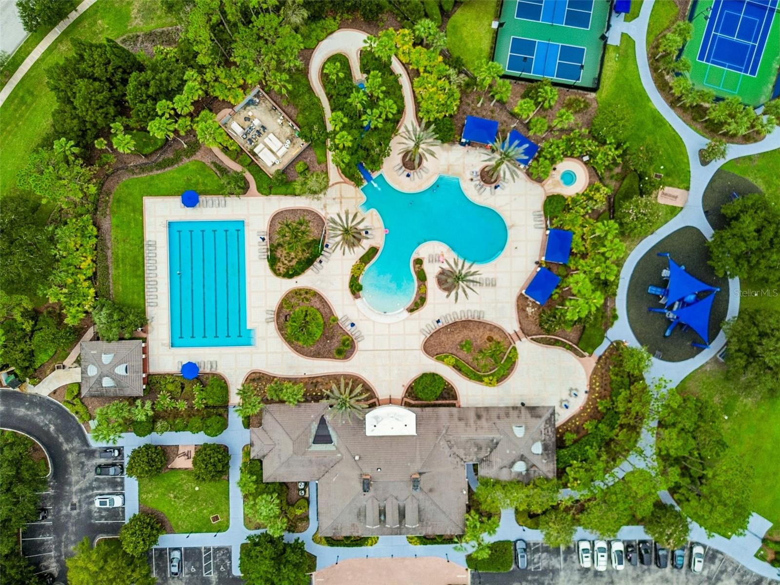 8319 MANOR CLUB CIR #3