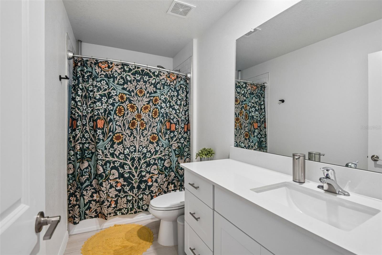 11637 RADIANT SHORE LOOP