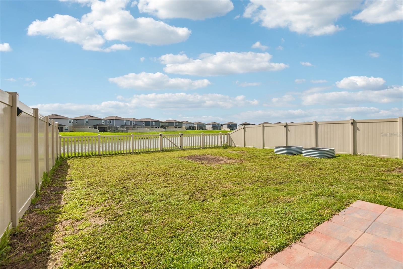 11637 RADIANT SHORE LOOP