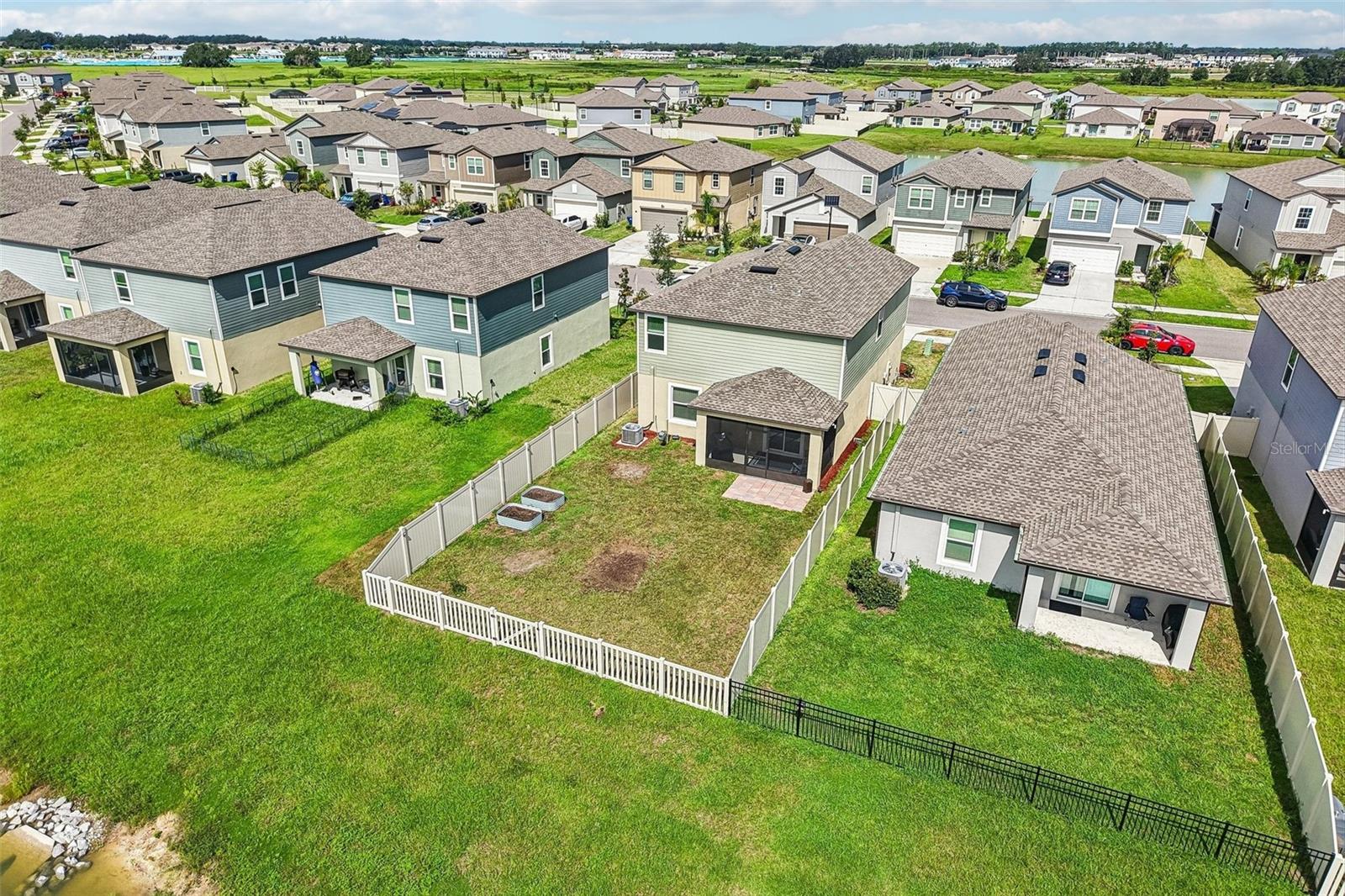 11637 RADIANT SHORE LOOP