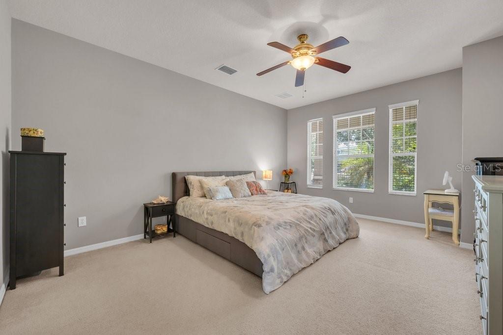 5929 FISHHAWK CROSSING BLVD
