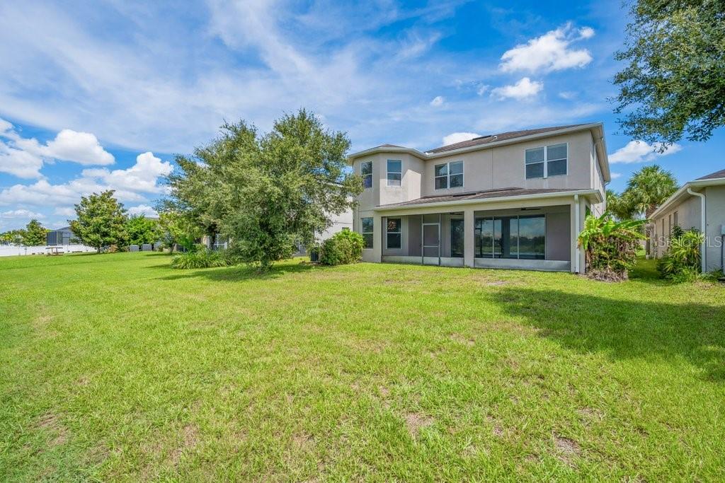 7225 BLUE BEECH DR