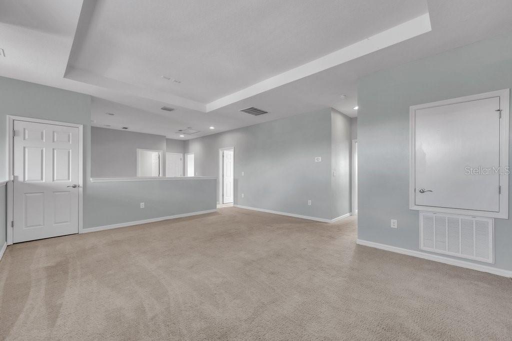 7225 BLUE BEECH DR