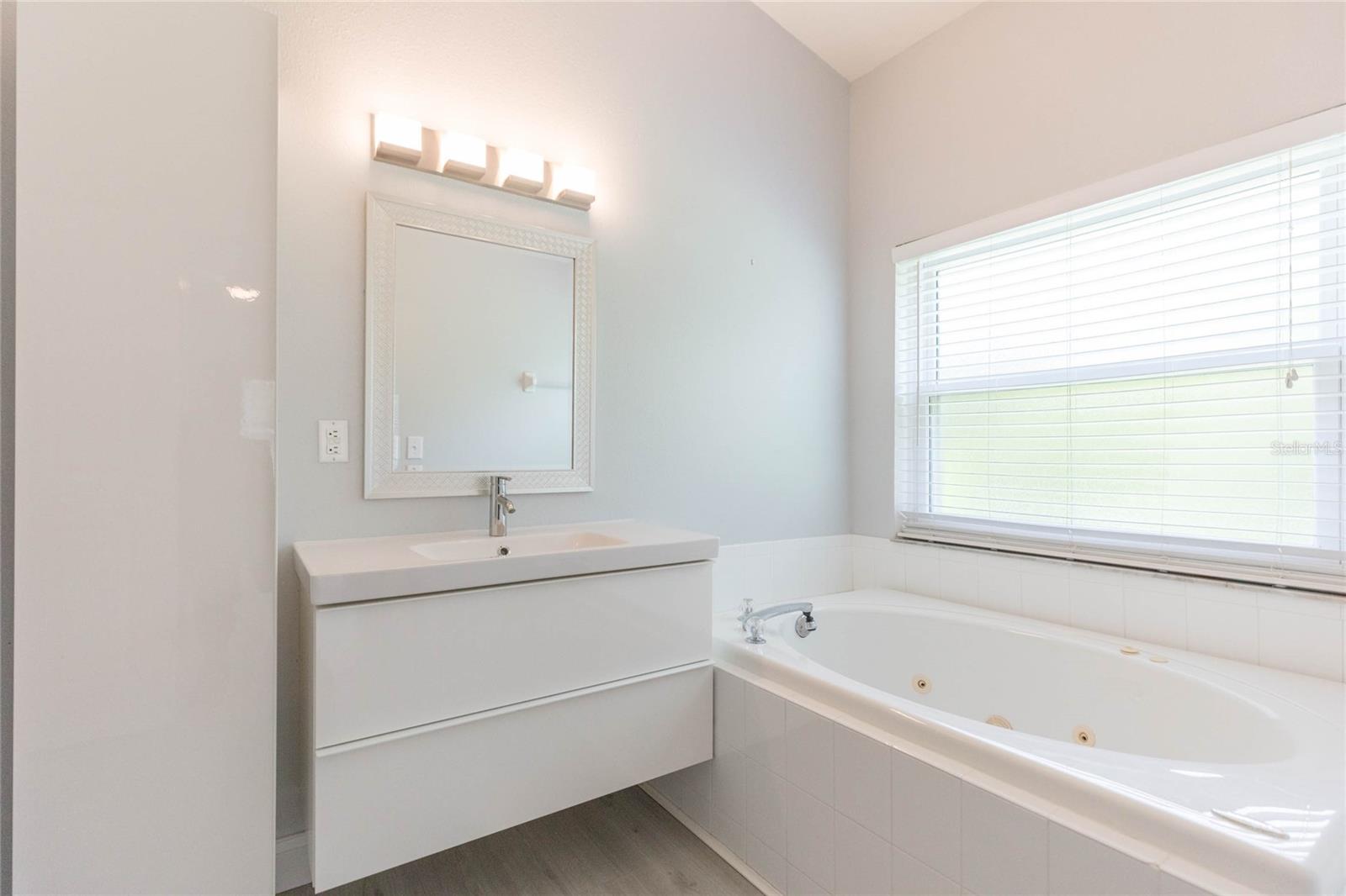 34942 DOUBLE EAGLE CT