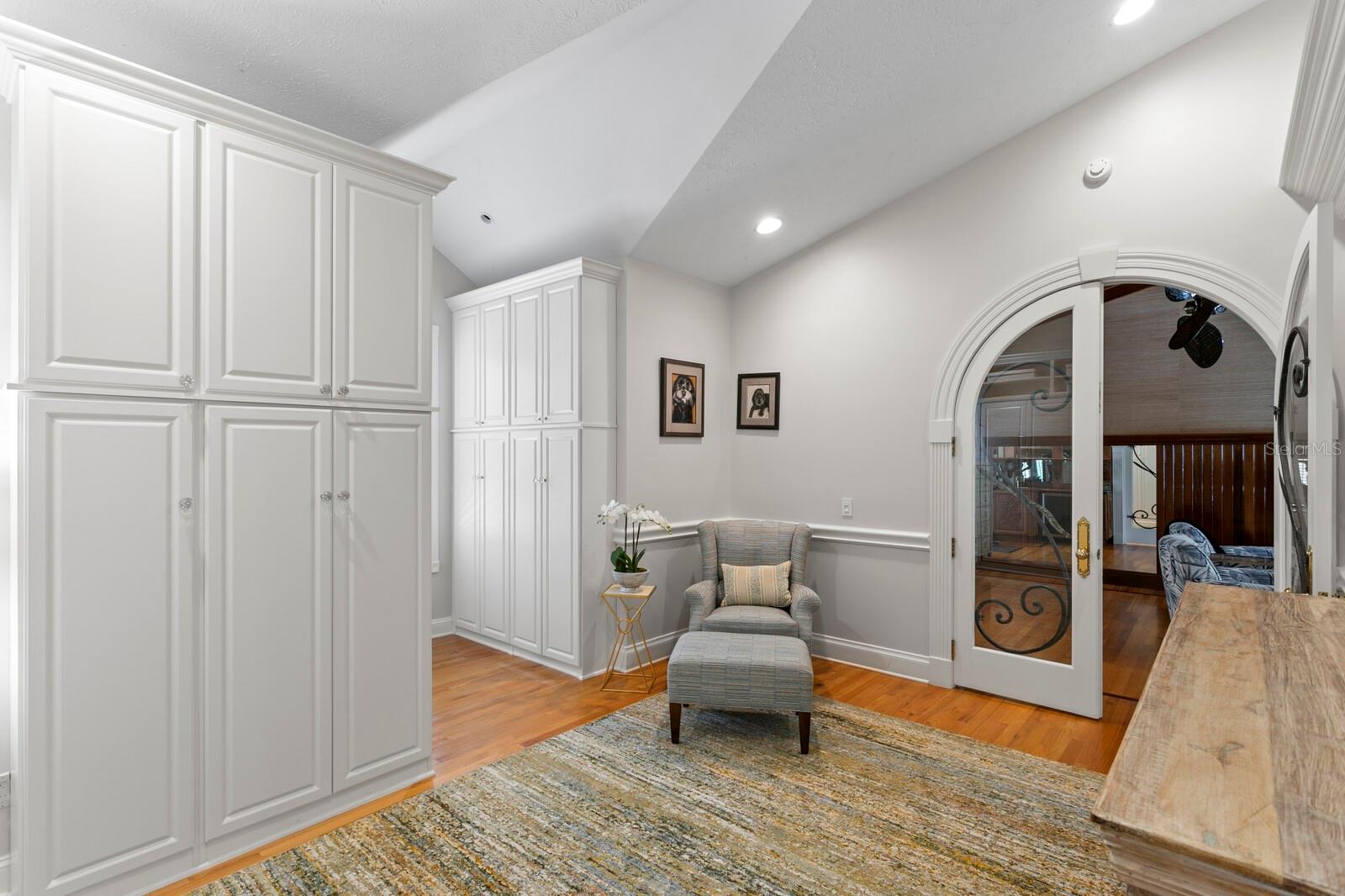 15307 EATON CT