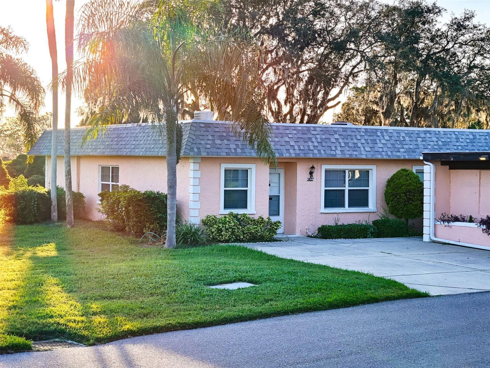 3827 TROPHY BLVD