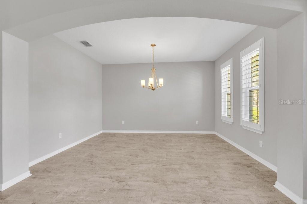 5412 CAMBERWELL LN
