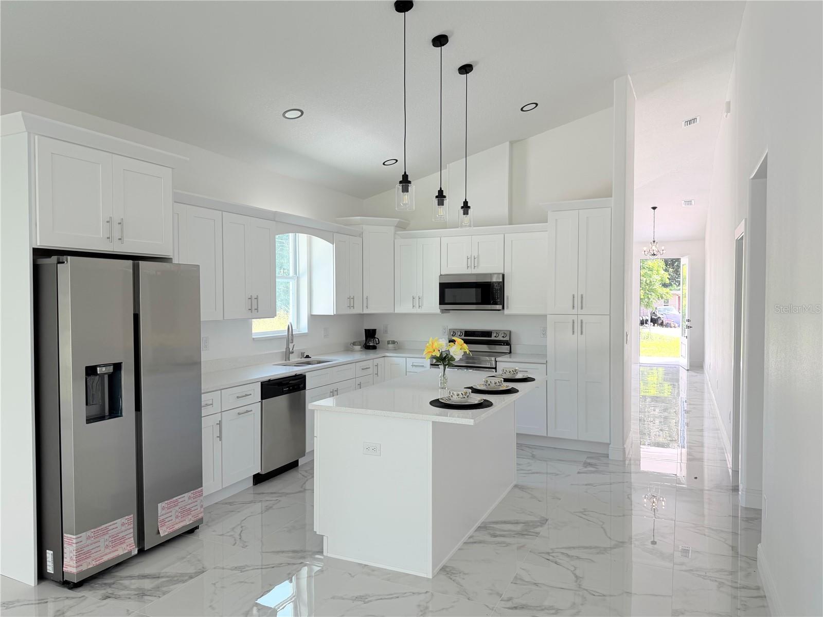8926 N ORLEANS
