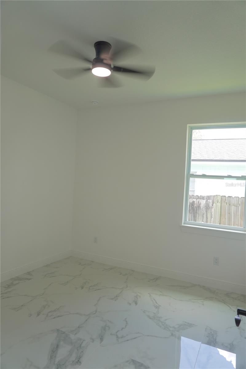 8926 N ORLEANS