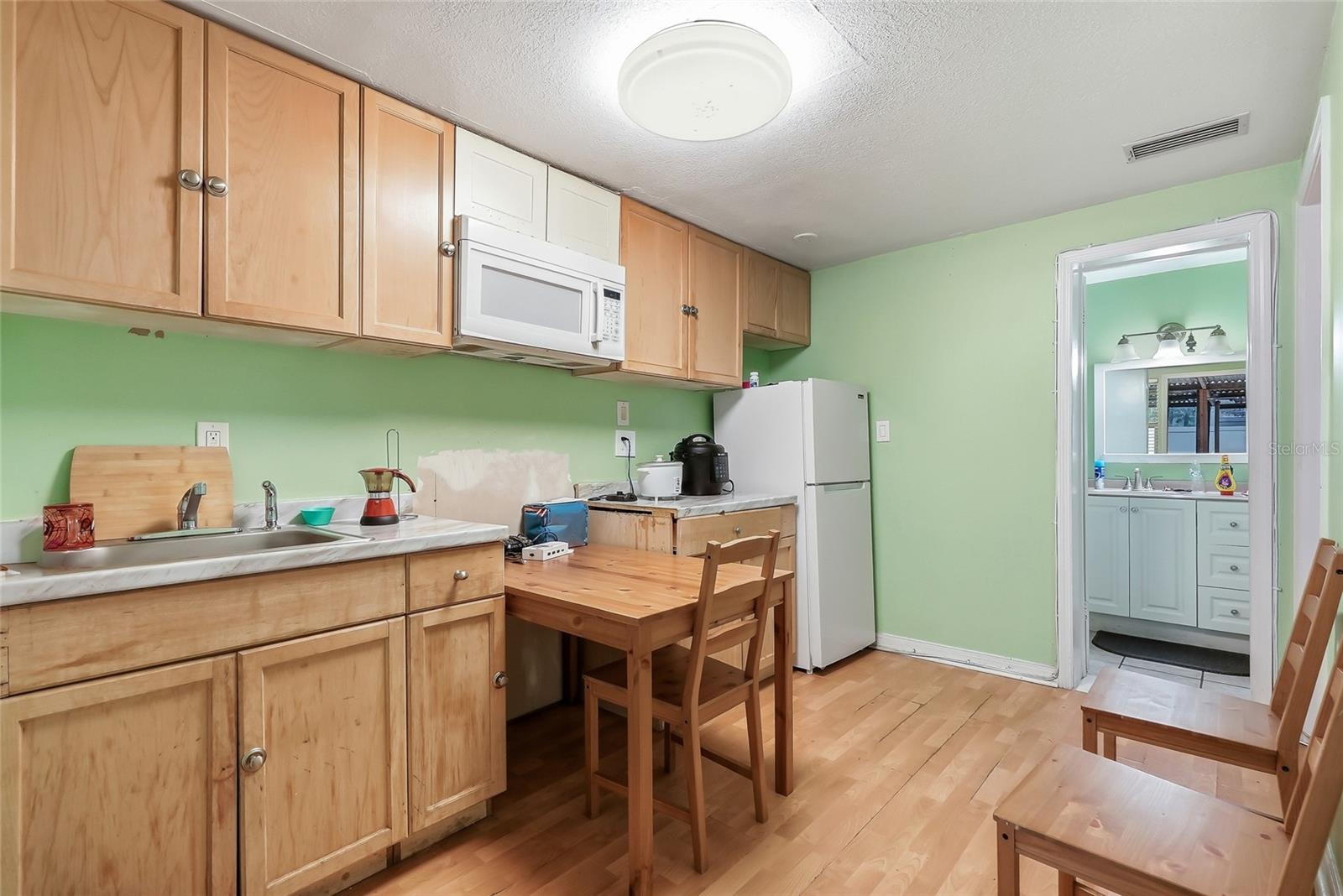 3118 RIVER COVE DR