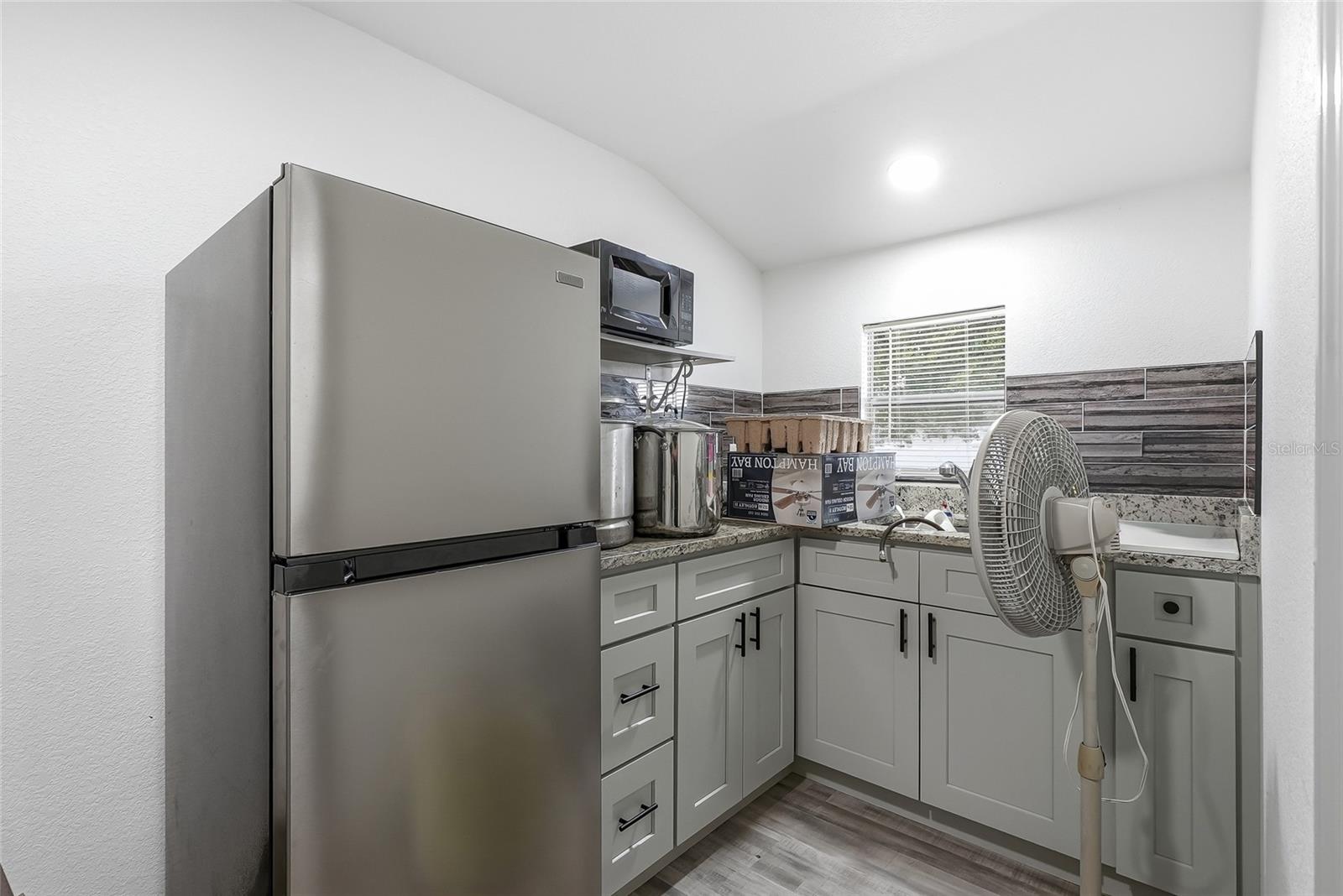 3118 RIVER COVE DR