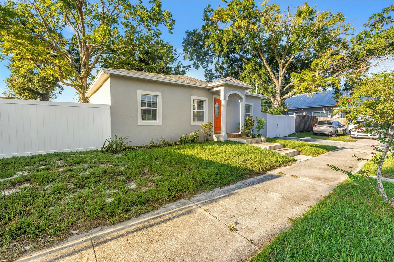 2906 W MAIN ST