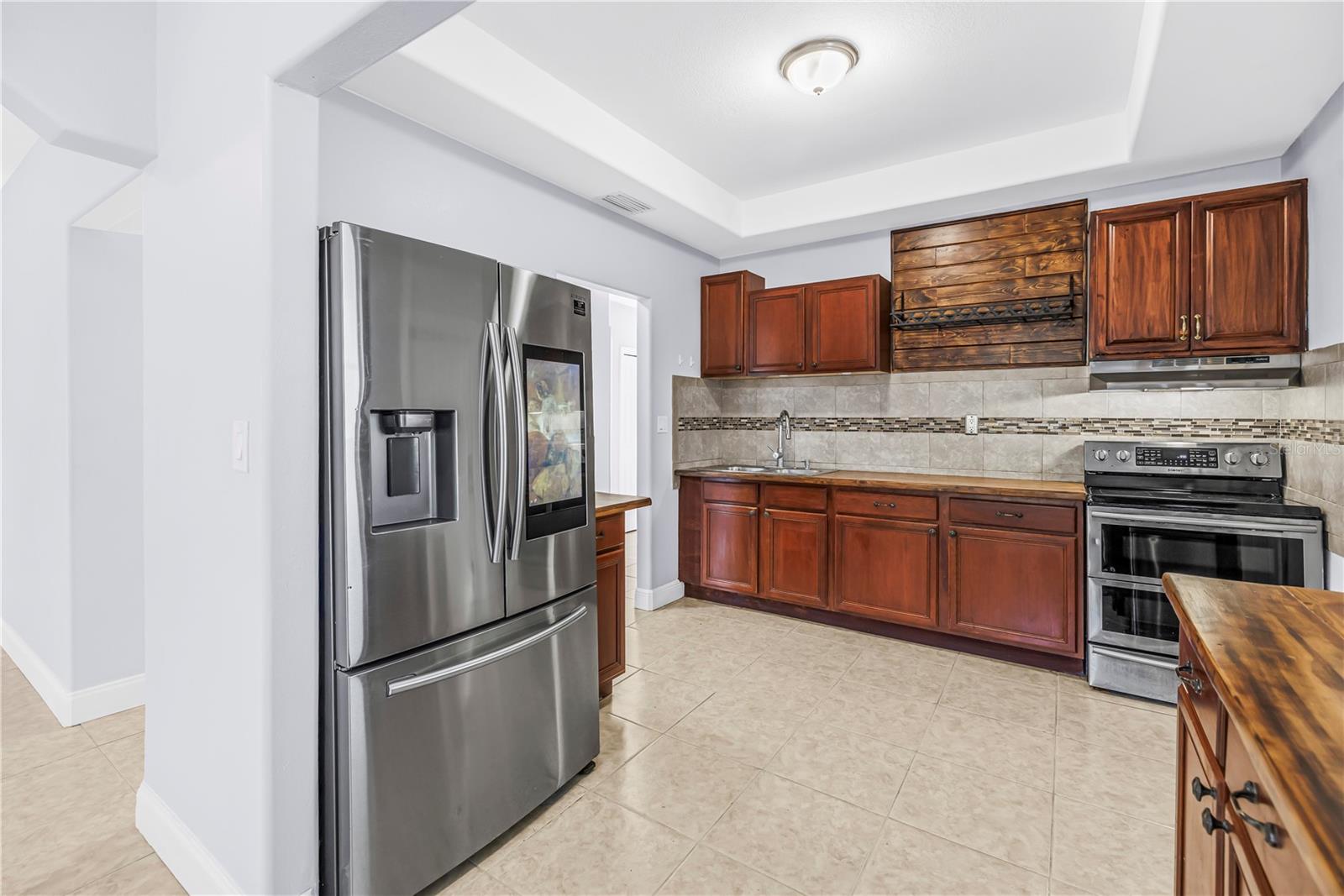 2906 W MAIN ST