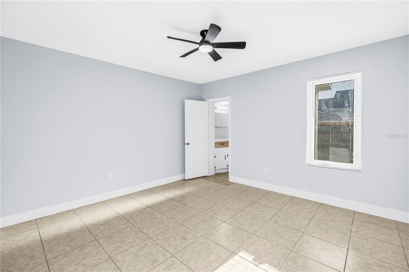 2906 W MAIN ST