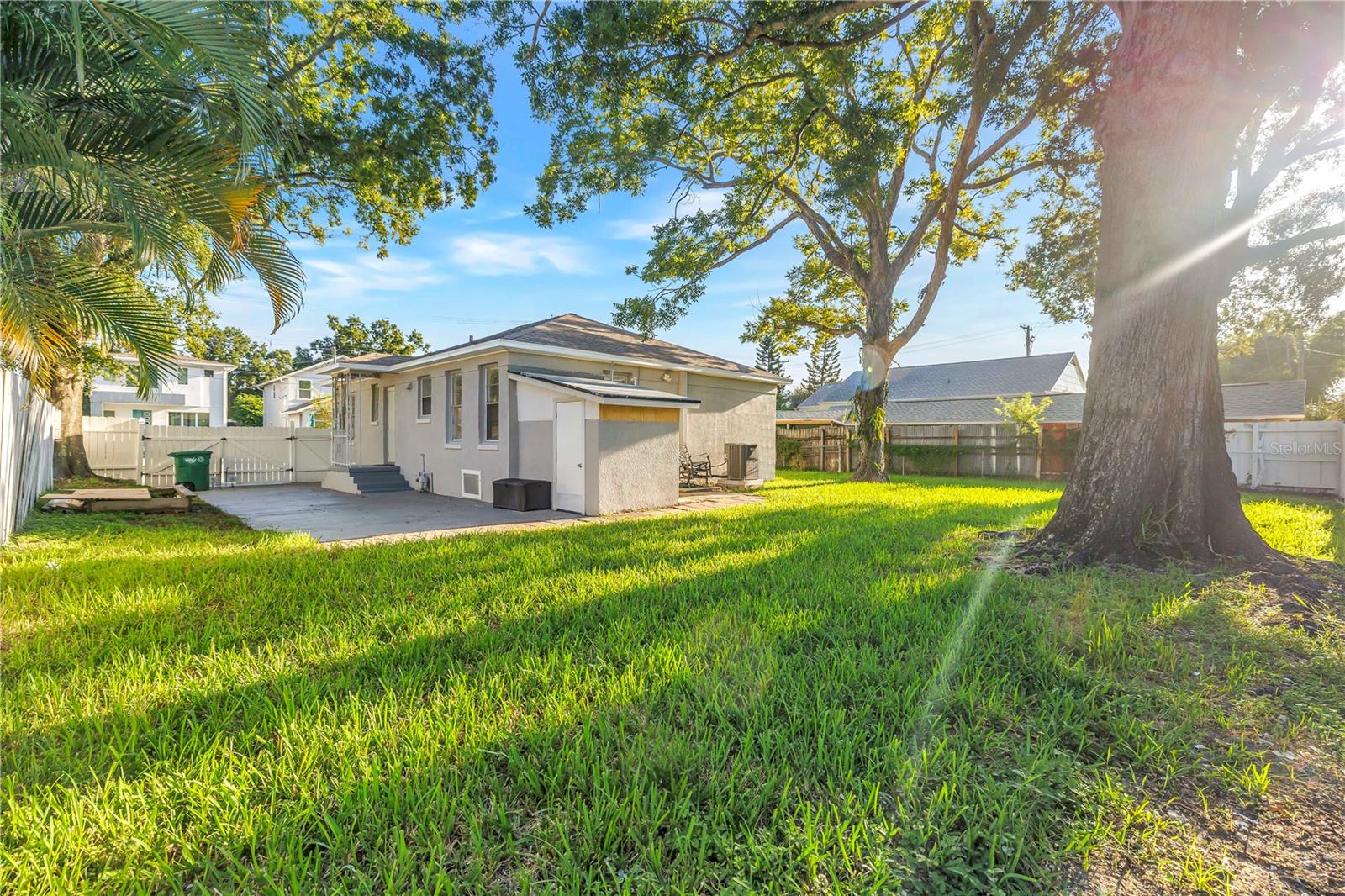 2906 W MAIN ST