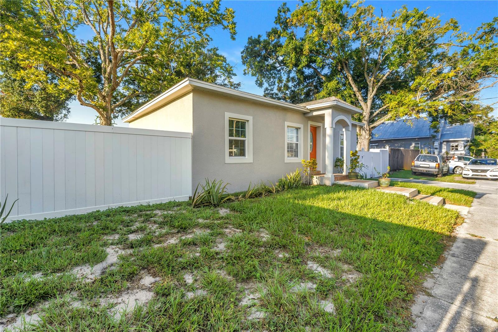2906 W MAIN ST