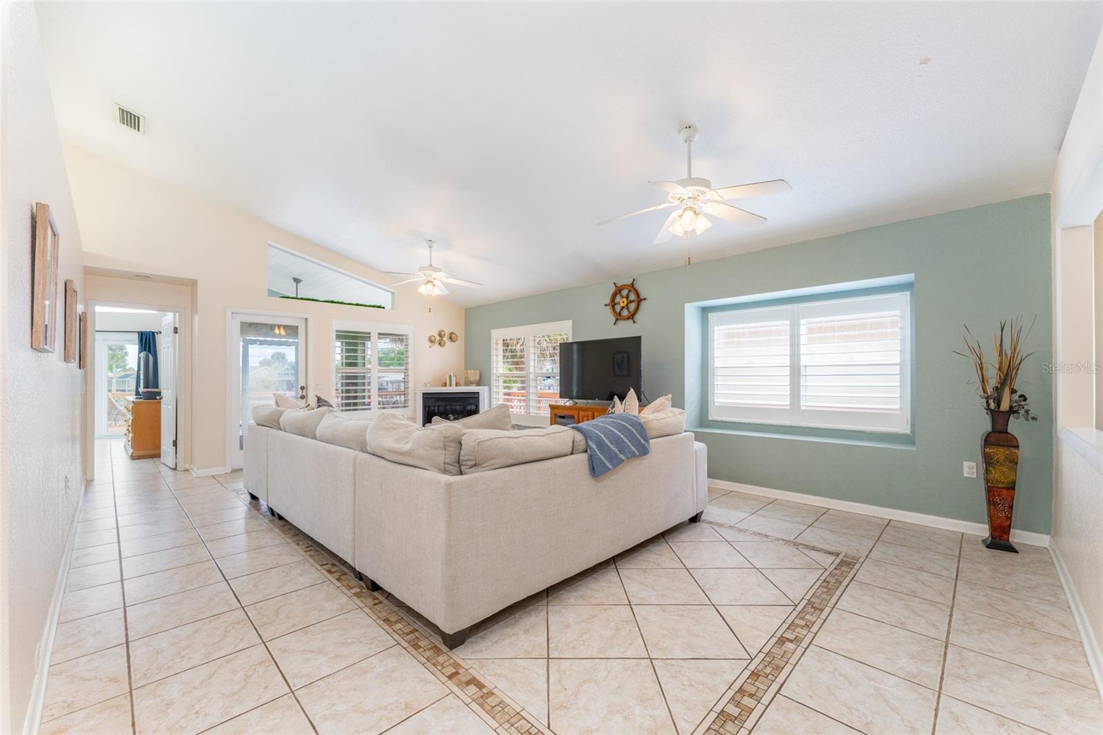 835 SYMPHONY ISLES BLVD