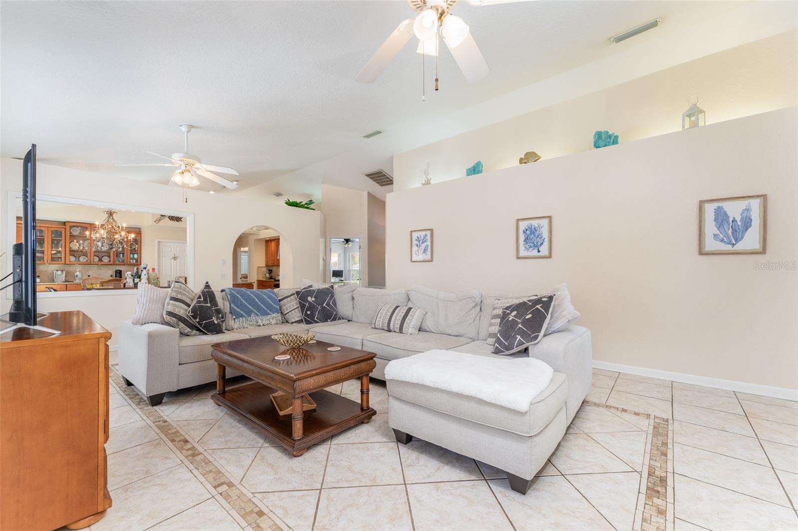 835 SYMPHONY ISLES BLVD