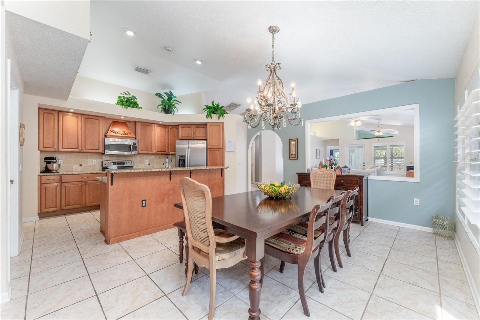 835 SYMPHONY ISLES BLVD