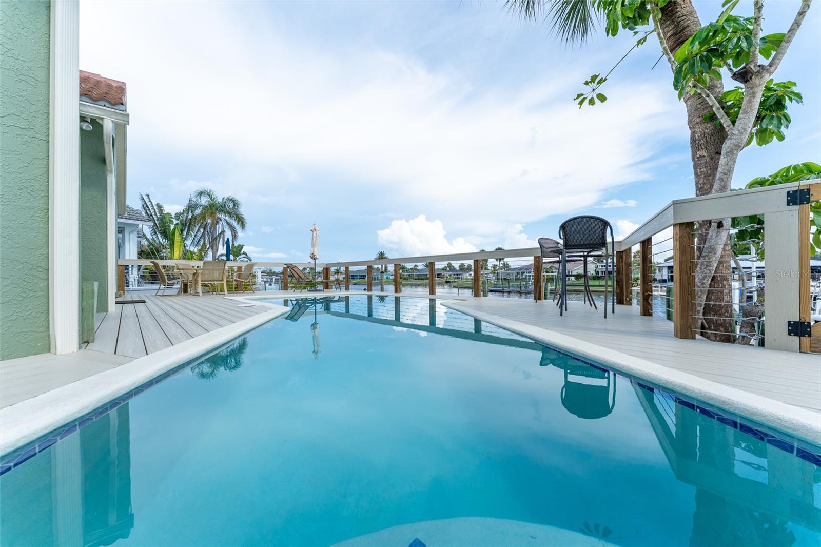 835 SYMPHONY ISLES BLVD