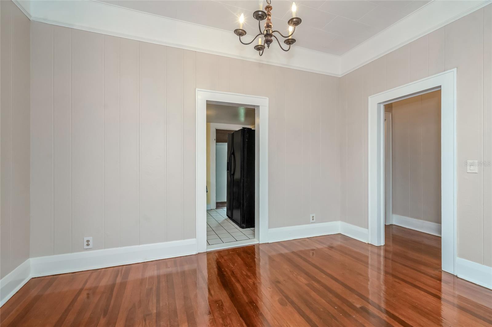 4109 N SUWANEE AVE