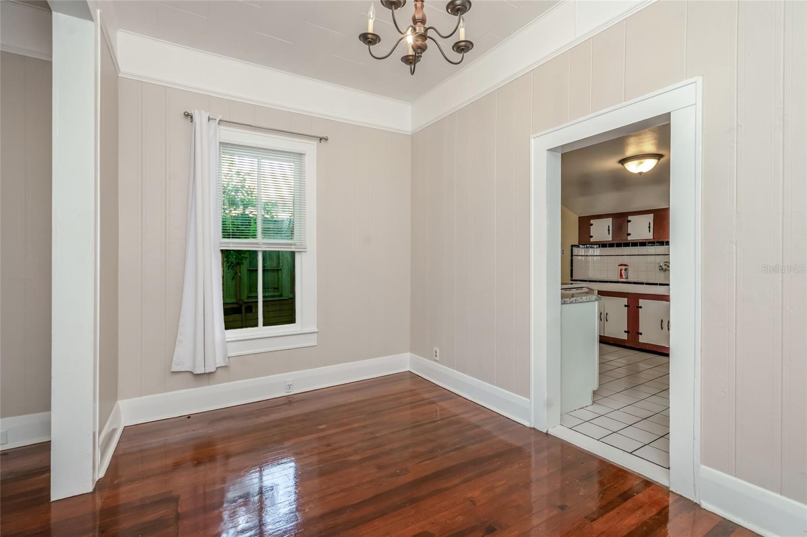 4109 N SUWANEE AVE