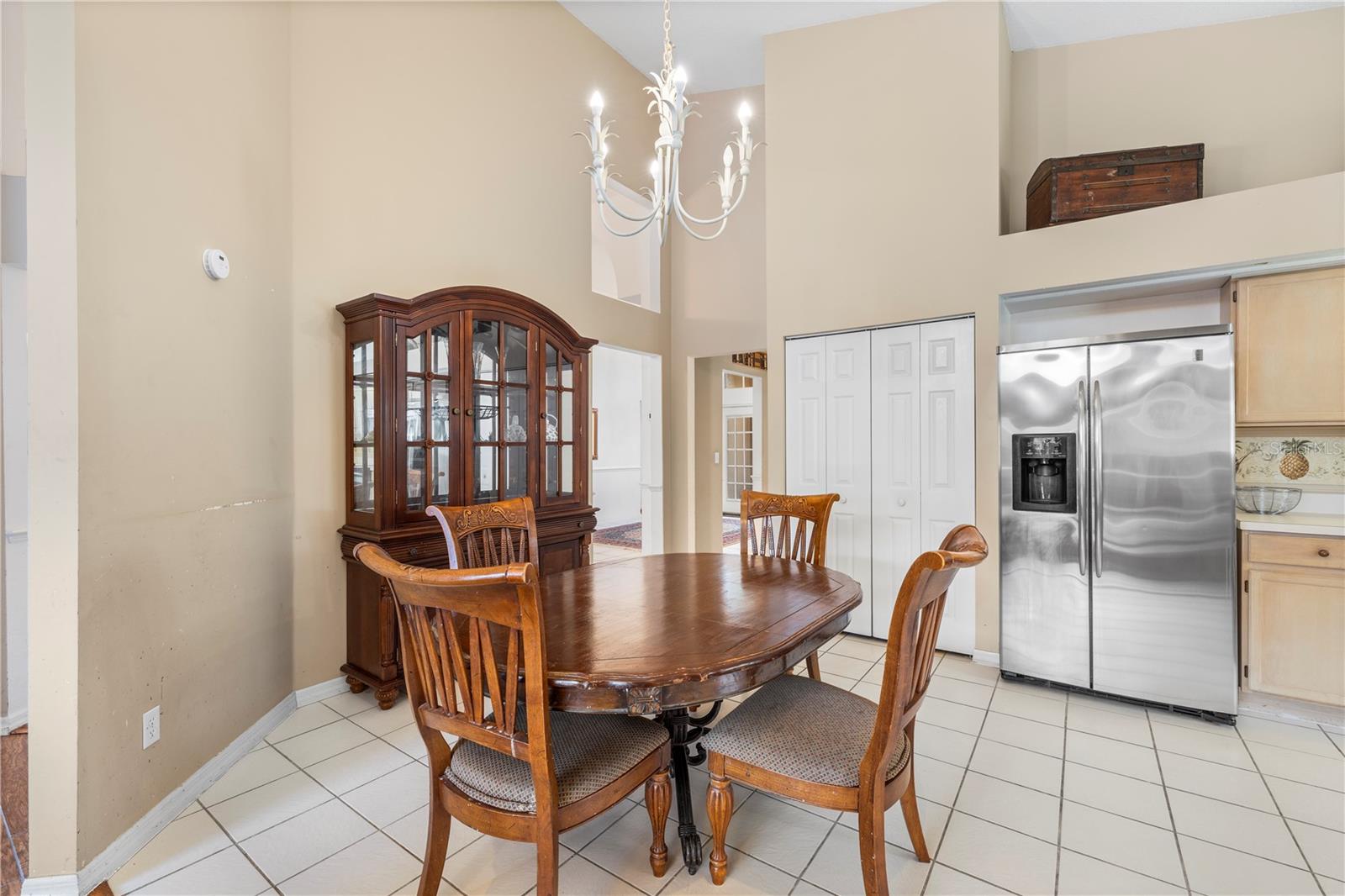 8746 TANTALLON CIR
