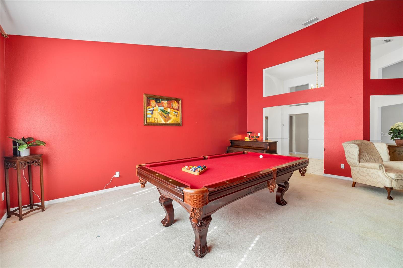 8746 TANTALLON CIR