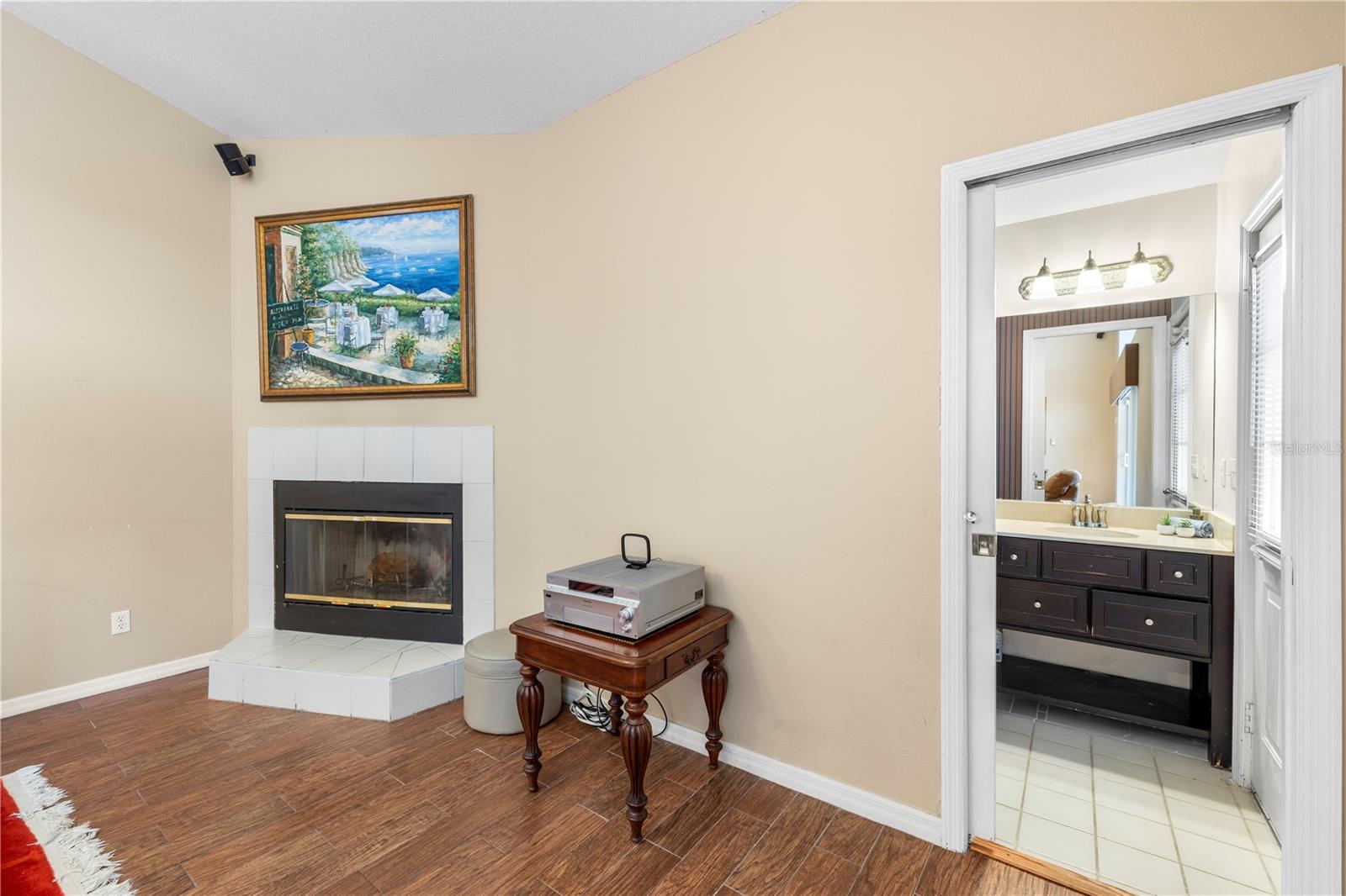 8746 TANTALLON CIR