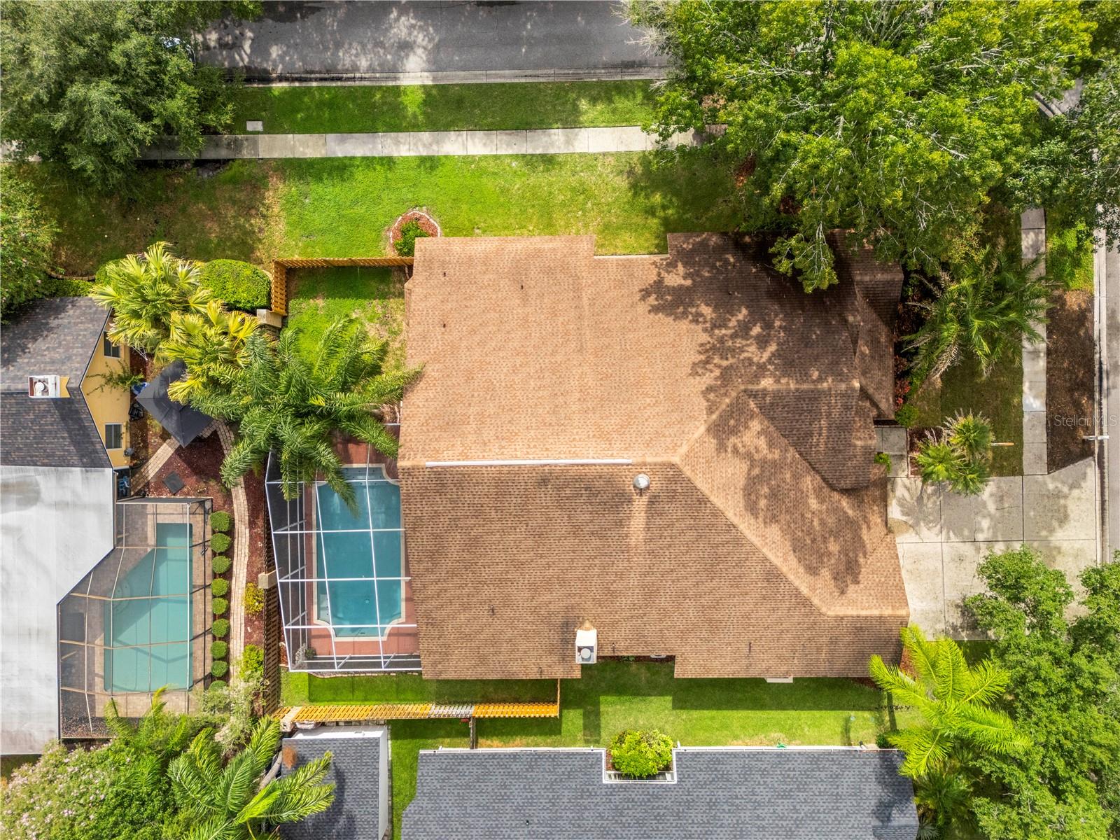 8746 TANTALLON CIR