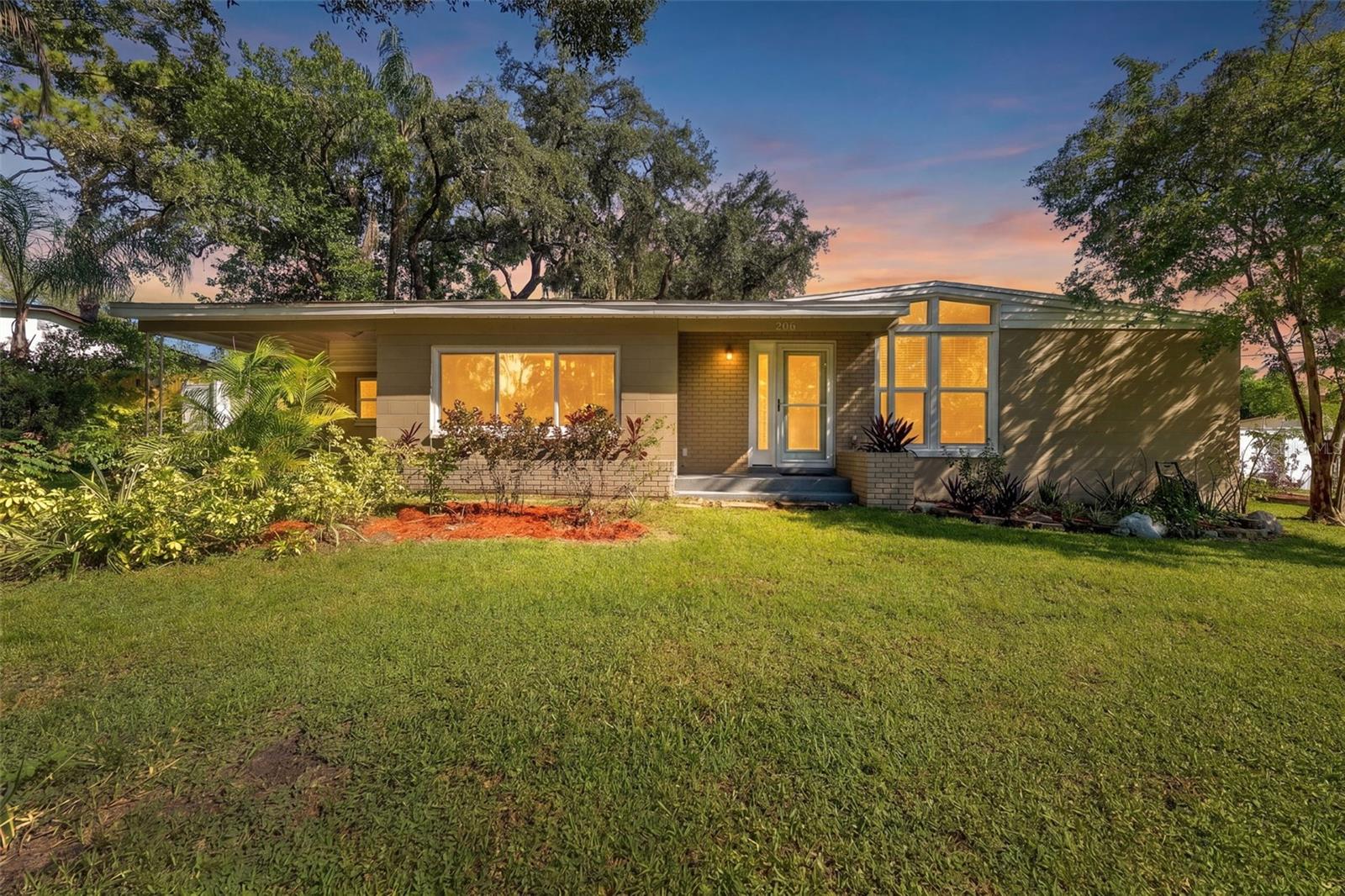 206 Linda Ave, Temple Terrace