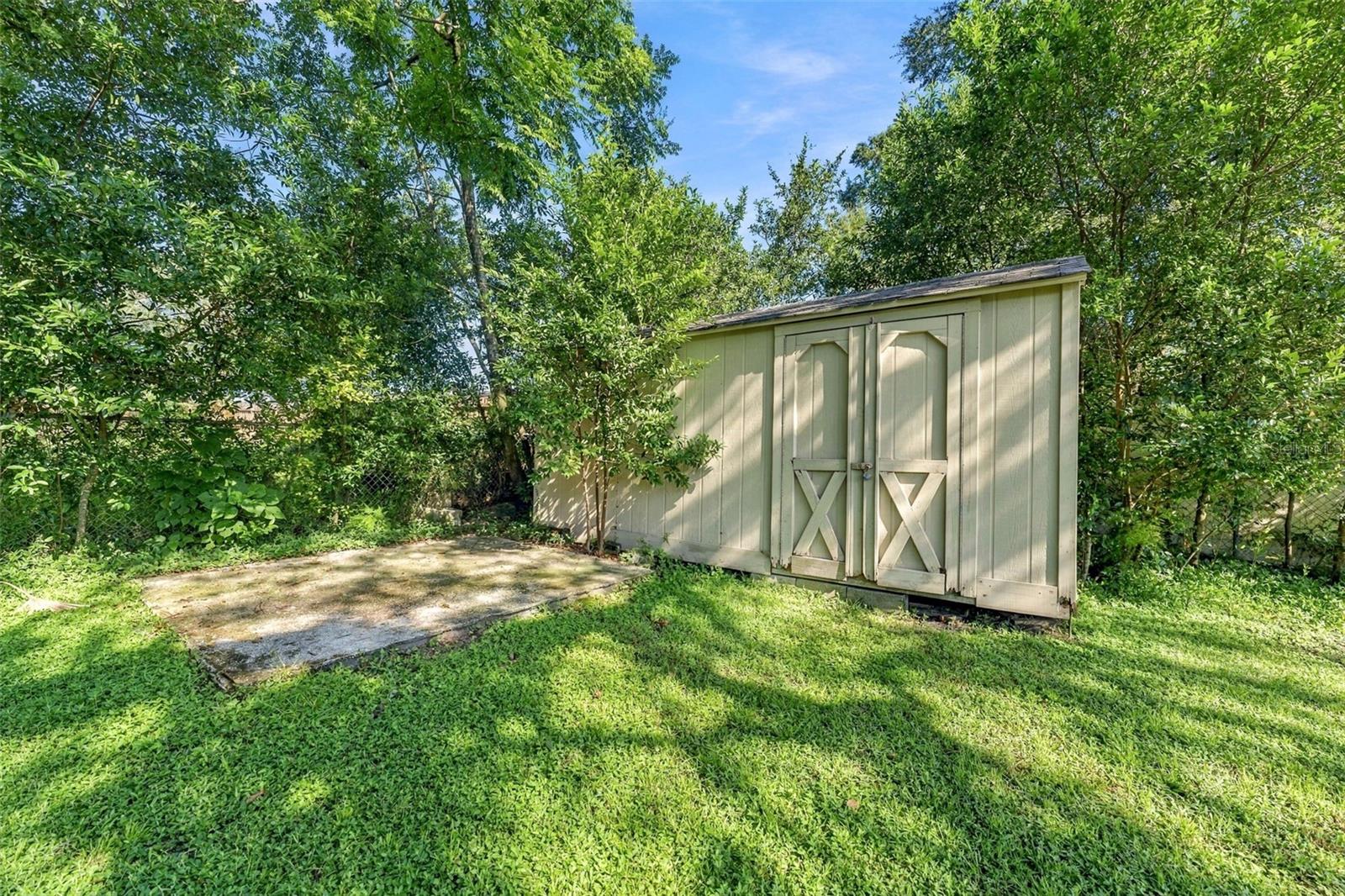 206 LINDA AVE