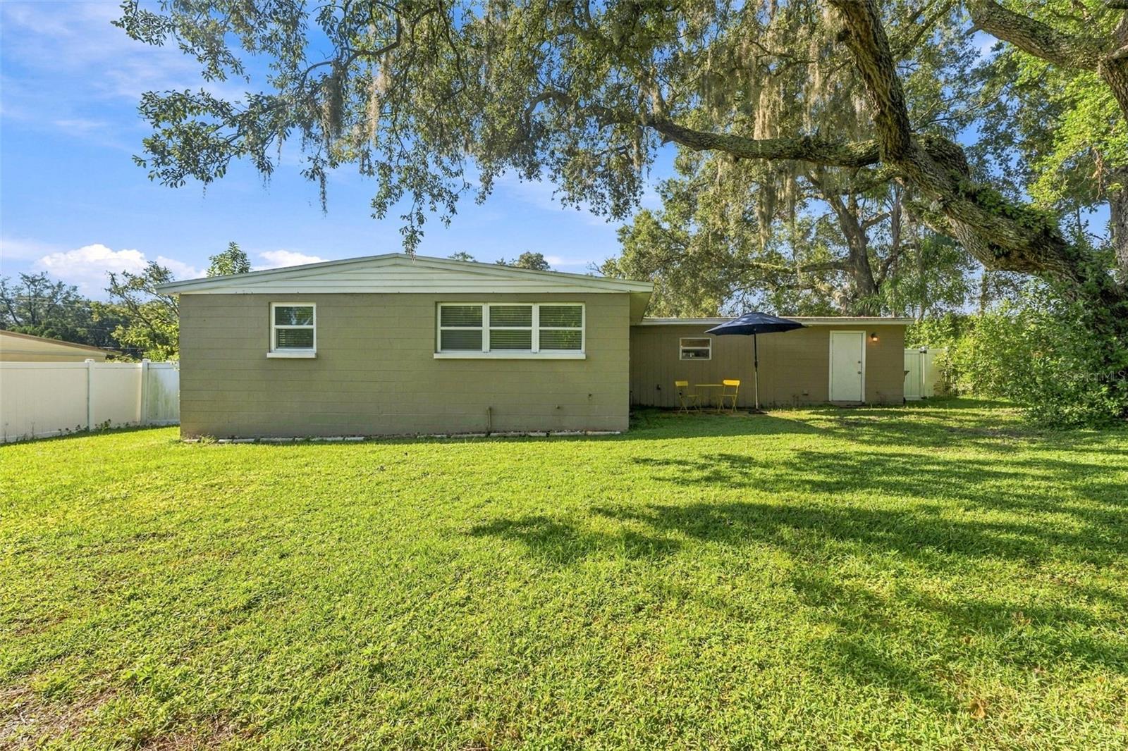 206 LINDA AVE