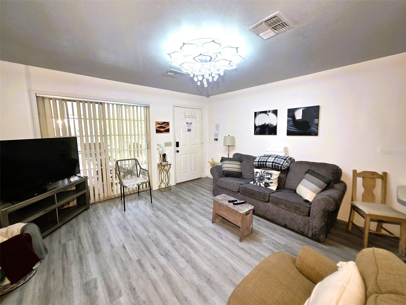 2210 VISTA DEL SOL CONDO #520