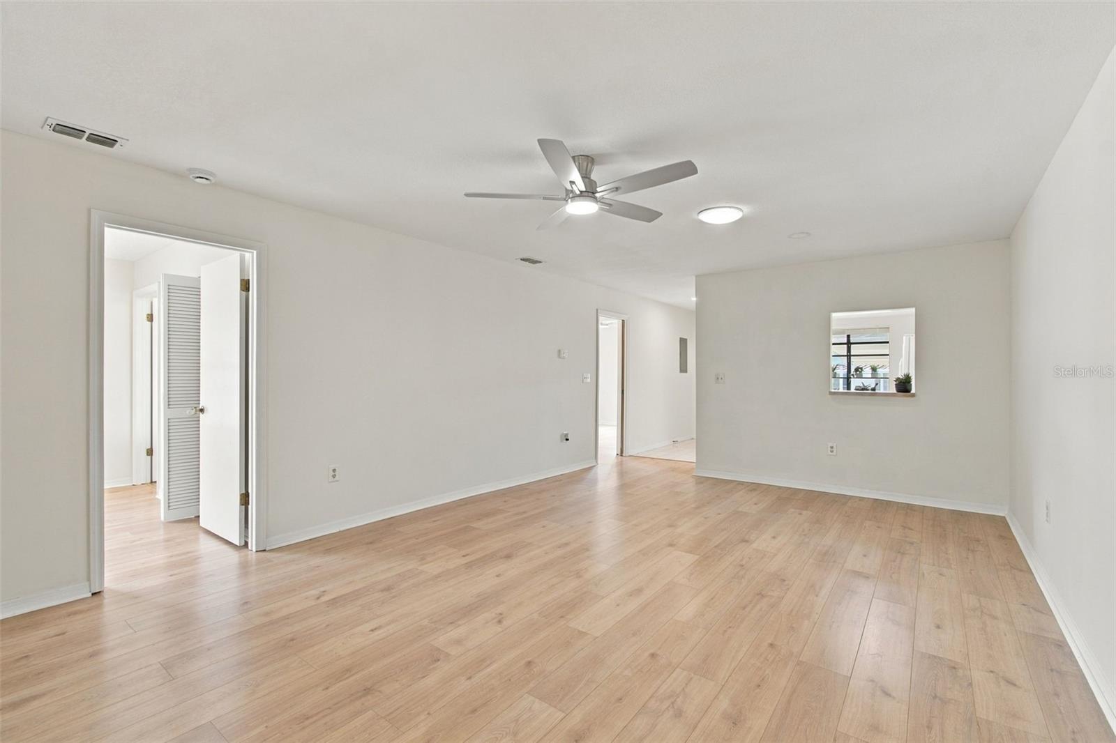 7610 OAKMONT LN