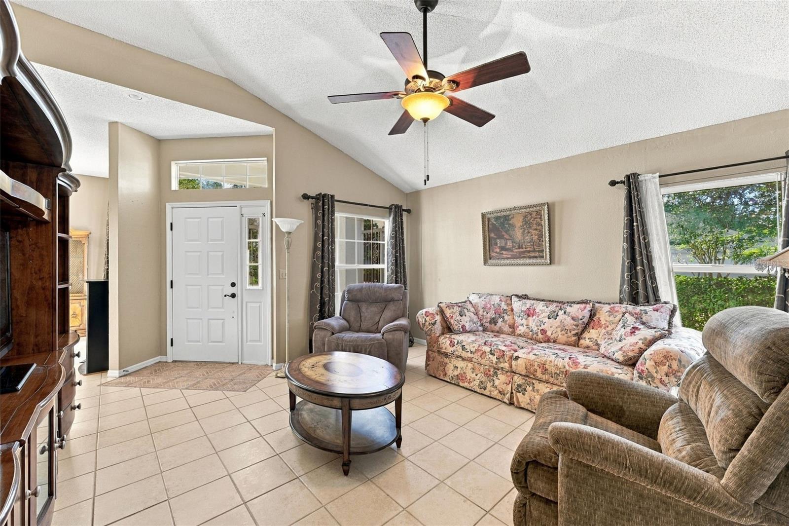 602 MASTERPIECE DR #198