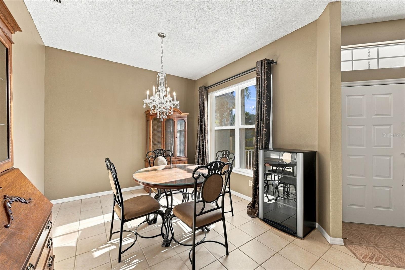 602 MASTERPIECE DR #198