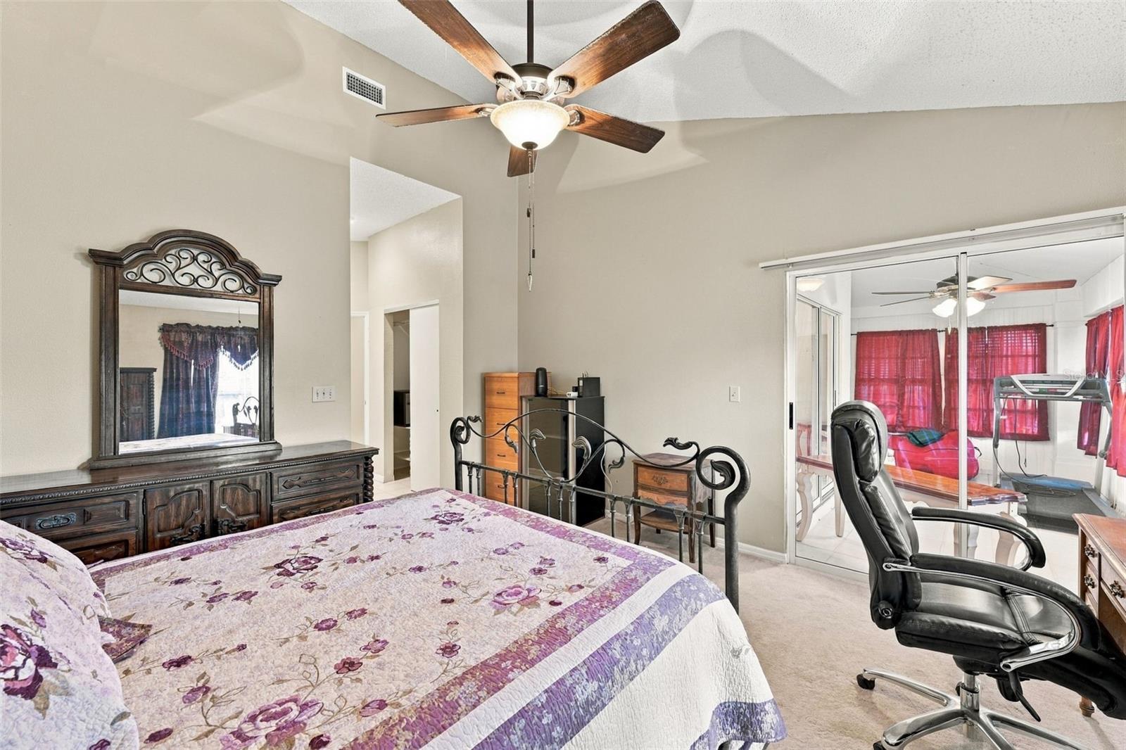 602 MASTERPIECE DR #198