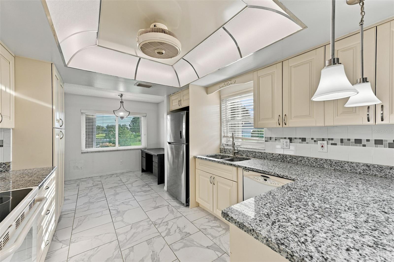 1405 LANGLEY DR