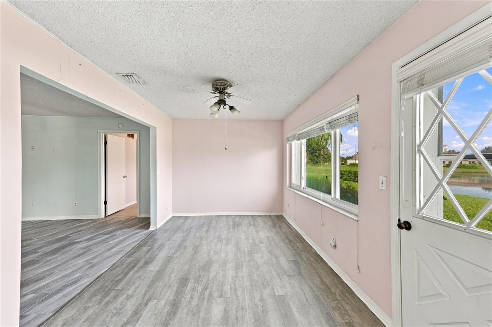 1405 LANGLEY DR