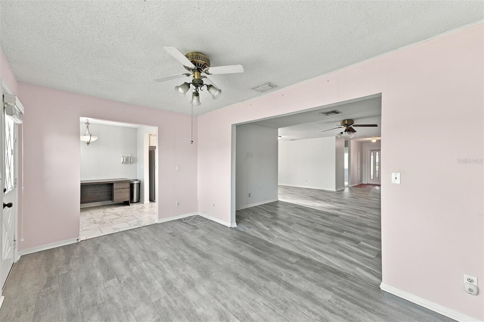 1405 LANGLEY DR